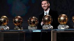 7வது முறையாக தங்க கால்பந்தை வென்ற மெஸ்ஸி.. ரொனால்டோ பாய்ச்சல்..