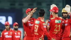 கோடிகளை செலவிட ப்ரீத்தி சிந்தா தயார்? பஞ்சாப் கேப்டன் பதவிக்காக 3 சர்வதேச ஸ்டார்களுக்கு குறி..