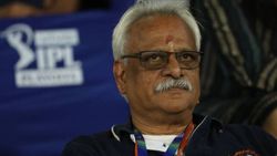 “அவர் நிச்சயம் இருப்பார்” சிஎஸ்கே தக்கவைக்கும் அடுத்த வீரர்?.. காசி விஸ்வநாதன் தந்த முக்கிய அப்டேட்