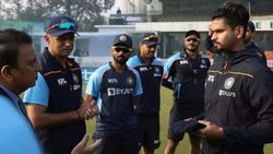 கவாஸ்கர் கேட்ட கேள்வி..? பதறிய ஸ்ரேயாஸ் ஐயர்..!!