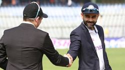 அப்பாடா.. ஒரு வழியா டாஸ் போட்டாச்சு.. கோலிக்கு அடிச்ச லக்..