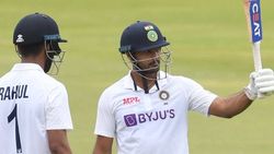 தென்னாப்பிரிக்காவிற்கு எதிரான முதல் டெஸ்ட்- இந்திய அணி அபாரம்- வெற்றி கிடைக்குமா?