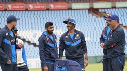 முதல் டெஸ்ட் போட்டி ரத்தாக வாய்ப்பு.. கொரோனாவை விட பெரிதாக வந்த மற்றொரு பிரச்சினை.. ரசிகர்கள் சோகம்!