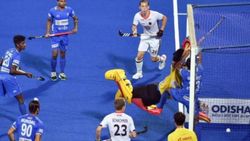 நடப்பு சாம்பியனான இந்தியாவுக்கு நேர்ந்த சோகம்..!! கண்ணீருடன் வெளியேற்றம்..!!