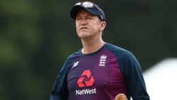 சிஎஸ்கேவுக்கே சவால் விடும் லக்னோ தலைமை கோச்சாக ஜிம்பாப்வே ஜாம்பவான் நியமனம்.. அசுர பலத்துடன் எண்ட்ரீ