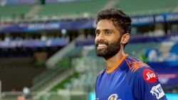 “மே ஐ கம் இன்” திடீர் என்ட்ரீ கொடுத்த மும்பை வீரர்.. ஒருநாள் அணியை தேர்வு செய்வதில் பெரும் குழப்பம்