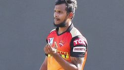 “ஜனவரியில் கைத்தட்டல்கள்; டிசம்பரில் காணவில்லை” 2021ல் தமிழகத்தின் மகன் ‘நடராஜனுக்கு’ நேர்ந்த சோகம்