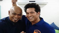 பி.சி.சி.ஐ. தலைவர் கங்குலியை வம்பிழுத்த சச்சின் நண்பர்..!! விராட் கோலி விவகாரத்தில் பதிலடி