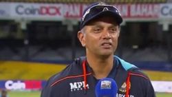 தோல்வி கண்களை திறந்துவிட்டது..!! பேட்ஸ்மேன், பந்துவீச்சாளர்களை விளாசி தள்ளிய பயிற்சியாளர் டிராவிட்