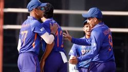 405 ரன்கள் குவித்த இந்திய அணி.. U-19 உலகக் கோப்பையில் அதிவேக சதம் அடித்த இந்திய வீரர்..!!