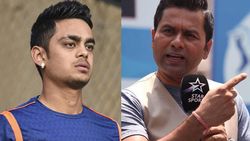 அதையே மாத்திட்டீங்களே.. நியாயமா?? இஷான் கிஷனின் பேட்டிங்கில் புகார்.. எச்சரிக்கும் ஆகாஷ் சோப்ரா!!