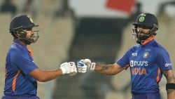 உங்க வாழ்க்கையில் இந்த மாதிரி மோசமான ரிவியூவை பார்த்திருக்க மாட்டீங்க..!! நேரலையில் சிரிப்பலை..!!