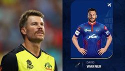 யார் பார்த்த வேலை டா இது..?? டெல்லி அணியை கலாய்த்த வார்னர்..!!