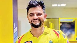 என்னா மனுஷன்யா !! சிஎஸ்கேவை விட்டுத்தராத சுரேஷ் ரெய்னா.. பத்திரிகையாளர் சந்திப்பில் நெகிழ்ச்சி!!