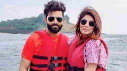 நீதிமன்றம் செல்லும் ஜடேஜா - ரிவாபா ஜோடி.. கடைசி சம்மன் அனுப்பப்பட்டது.. அப்படி என்னதான் பிரச்சினை!