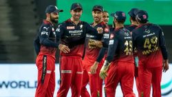 கண்ணாடிய திருப்புனா ஆட்டோ ஓடுமா..? ஆர்சிபி அணி மீண்டும் தோல்வி.. வச்சு செய்யும் ரசிகர்கள்!