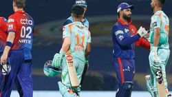 டிகாக்கின் ருத்ர தாண்டவம்.. பரிதாப நிலைக்கு சென்ற டெல்லி.. லக்னோ அணி அபார வெற்றி!