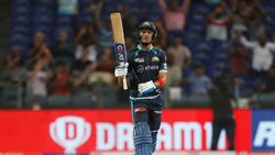 சச்சினுக்கு பேட்டால் பதிலடி தந்த சுப்மான்.. ராகுலுக்கு போட்டியாக ஆள் ரெடி.. டெல்லியை ஓடவிட்ட கில்