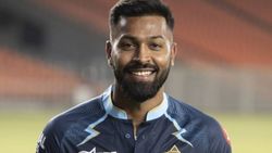 உங்களை மேட்ச் ஆட விடமாட்டோம்.. இளம் வீரருக்கு ஷாக் கொடுத்த ஹர்திக் பாண்டியா.. ஐபிஎல் ஃபிளாஷ்பேக்