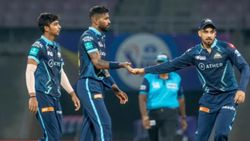 எல்லாமே வீணாப் போச்சே.. சோகத்தில் மூழ்கிய ஹர்திக் பாண்ட்யா.. குஜராத்திற்கு ஷாக் கொடுத்த ஐதராபாத் அணி