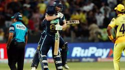 அப்போ கேதர் ஜாதவ்.. இப்போ ஜார்டன்.. சிஎஸ்கே வெற்றியை தடுத்த சிஎஸ்கே வீரர்.. நோ பாலால் மாறிய ஆட்டம்