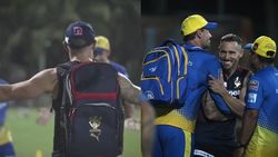 நன்றி மறக்காத டூப்ளசிஸ்.. சிஎஸ்கே வீரர்களை கண்டதும் செய்த விஷயம்.. ரசிகர்கள் நெகிழ்ச்சி - வீடியோ!