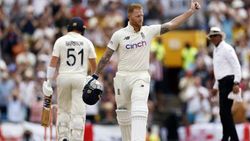 ஒரே ஓவரில் தொடர்ந்து 5 சிக்சர்.. பென் ஸ்டோக்ஸ் அதிவேக சதம்.. புதிய கேப்டனின் புது அவதாரம்