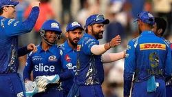 அடுத்த சீசனில் 3 பேருக்கு கல்தா.. மும்பை இந்தியன்ஸ் எடுத்த அதிரடி முடிவு.. ரோகித் சர்மா திட்டம்