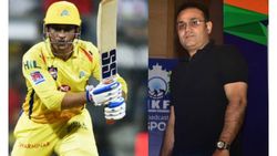 தோனியை திடீரென்று பாராட்டிய சேவாக்.. சிஎஸ்கே அடுத்த கேப்டன் குறித்தும் யோசனை.. சரியான முடிவு தான்