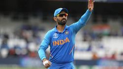 தோனி பாணியில் இன்ஸ்டாகிராமில் வீடியோ.. ஓய்வை அறிவித்தாரா தினேஷ் கார்த்திக்.. ரசிகர்கள் குழப்பம்!