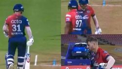 டேவிட் வார்னர் இவ்வளவு நல்லவரா??.. அணியின் நலனுக்காக செய்த விஷயம்.. ரசிகர்கள் நெகிழ்ச்சி - வீடியோ!