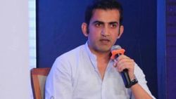 “என் சொந்த பணத்தில் அனைத்தும் செய்தேன்”.. அரசியலில் இருக்கும் போது ஐபிஎல் எதற்கு.. கம்பீர் பதிலடி!