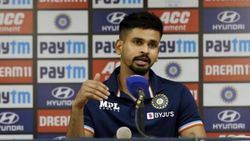 அக்சருக்கு பின் தினேஷ் கார்த்திக்.. அடுத்த போட்டியிலும் இதே தான்? டிராவிட் பிளானை உடைத்த ஸ்ரேயாஸ்