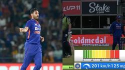 208 கி.மீ. வேகத்தில் பந்துவீசிய புவனேஸ்வர் குமார்.. ஒரு முறை அல்ல, இரு முறை.. கடைசியில் நடந்ததே வேற