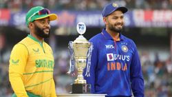 இருக்கா?? இல்லையா??.. தென்னாப்பிரிக்காவுடனான 4வது டி20 போட்டியில் திடீரென கிளம்பிய குழப்பம் - விவரம்