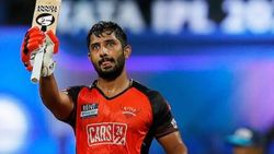 இவருக்கா 6 வருஷம் வாய்ப்பு தரல.. அயர்லாந்து தொடரில் ராகுல் திரிபாதி எண்ட்ரி.. உணர்ச்சிப்பூர்வ பதில்