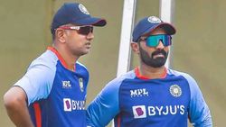 “அவர் கதவையே உடைக்கிறார்” .. சீனியர் வீரரை பார்த்து வியந்த டிராவிட்.. உலகக்கோப்பை வாய்ப்பு உறுதி!