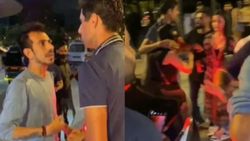 ஹேய் வீடியோ எடுக்காத.. சாலையில் சாஹல் - நெஹ்ரா செய்த விஷயம்.. மதுபோதை என விமர்சனங்கள் - வீடியோ!