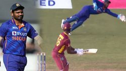 “மாநாடு படம் மாறி இருக்கே