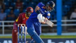 அக்‌ஷர் பட்டேல் கொடுத்த மெகா ட்விஸ்ட்.. 2வது ஒருநாள் போட்டி.. இந்திய அணி மீண்டும் த்ரில் வெற்றி!!