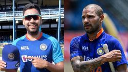 அறிமுக போட்டியிலே இப்படியா??.. 10 ரன் அடித்த வீரருக்காக ஆச்சரியப்பட்ட ஷிகர் தவான்.. காரணம் என்ன?