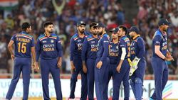 100 ரன்கள் வித்தியாசம்.. இந்தியாவை நொறுக்கிய இங்கிலாந்து அணி.. பதிலடி கொடுத்த டோப்லி