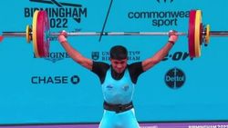 காமன்வெல்த்: காயத்தின் போதும் 138 கி எடை தூக்க முயற்சி.. வெள்ளிப்பதக்கம் வென்றார் சான்கெட் சர்கார்