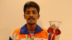 கேரம் விளையாட்டில் கிங்.. பதக்கங்களை வாரி குவிக்கும் நெல்லை வீரர்.. சர்வதேச போட்டியில் தங்கம்