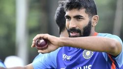 பும்ராவுக்கு குட் நியூஸ்.. டி20 உலக கோப்பையில் விளையாட ஒரு வழி இருக்கு.. ஐசிசி மருத்துவர்கள் தகவல்