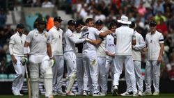 118 ரன்களில் சுருண்ட தென்னாப்பிரிக்கா... இங்கிலாந்து வீரர்கள் மிரட்டல்.. பிராடு, ராபின்சன் கலக்கல்