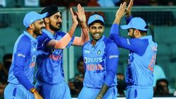 ஆர்ஸ்தீப் புயலில் சிக்கிய இந்தியா.. கௌரவமான இலக்கை எட்ட உதவிய கேசவ் மகாராஜ்.. இந்தியாவுக்கு ஈஸி இல்ல