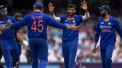 டி20 உலககோப்பையில் பும்ராவுக்கு பதில் யார்? 3 வீரர்களுக்கு வாய்ப்பு.. யாருக்கு இடம் கிடைக்கும் ?