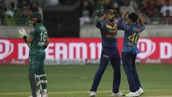 30 ரன்களுக்கு 6 விக்கெட் இழந்த பாகிஸ்தான்.. 121 ரன்களில் சுருட்டியது இலங்கை.. சரிந்தது எப்படி?