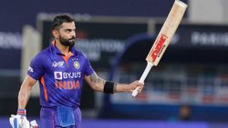 விராட் கோலி புதிய சாதனை.. பாகிஸ்தானுக்கு பெரிய இலக்கு தான்.. ஆனால் இந்தியாவுக்கும் ஆபத்து தான்